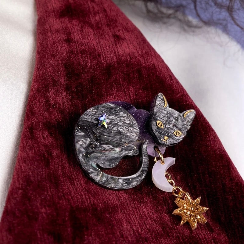 Astrologer's Cat Brooch - Tatty Devine