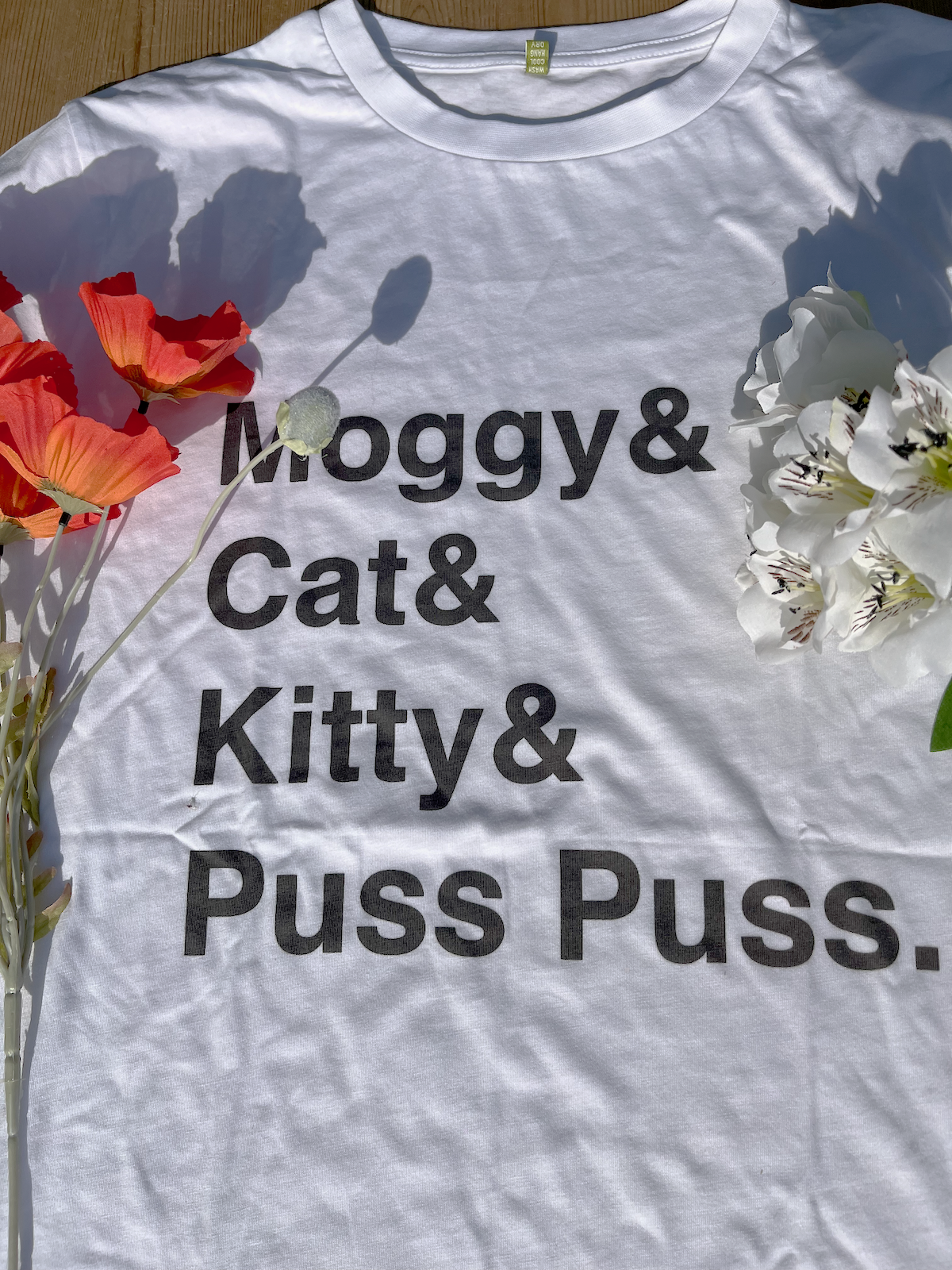 Limited Edition Moggy Organic T-Shirt - white